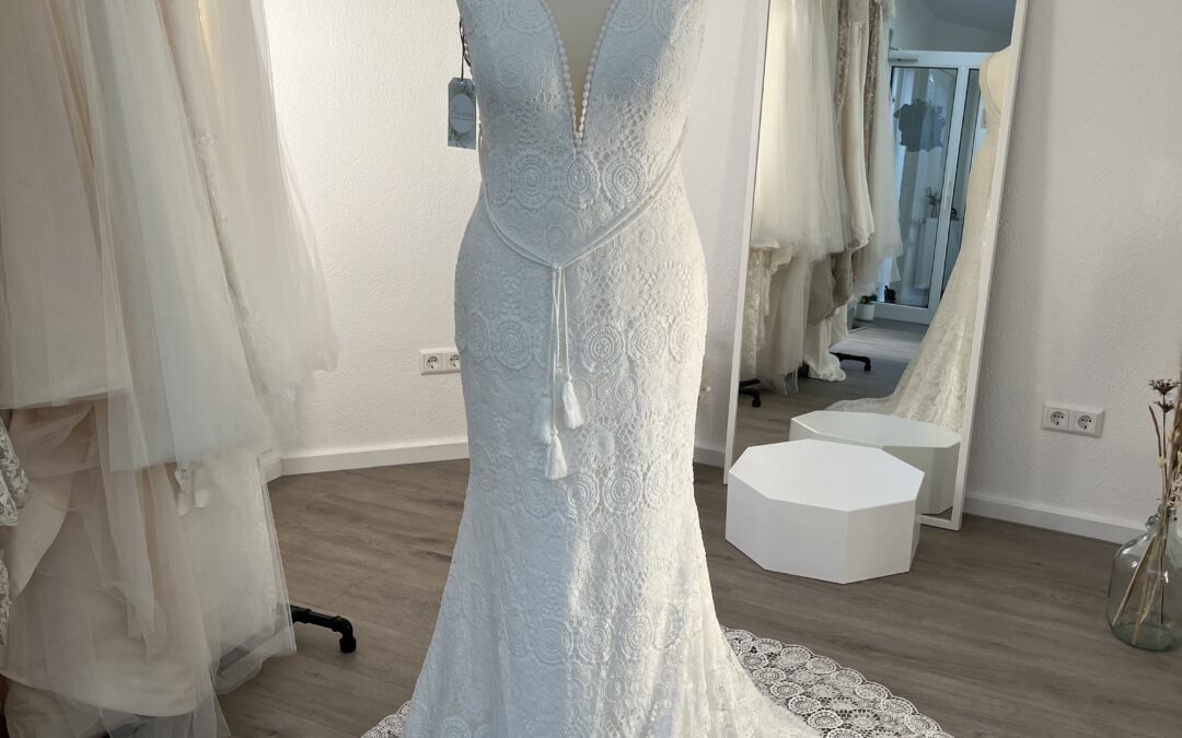 Brautkleid Fit & Flare/Boho F09 – Gr. 40