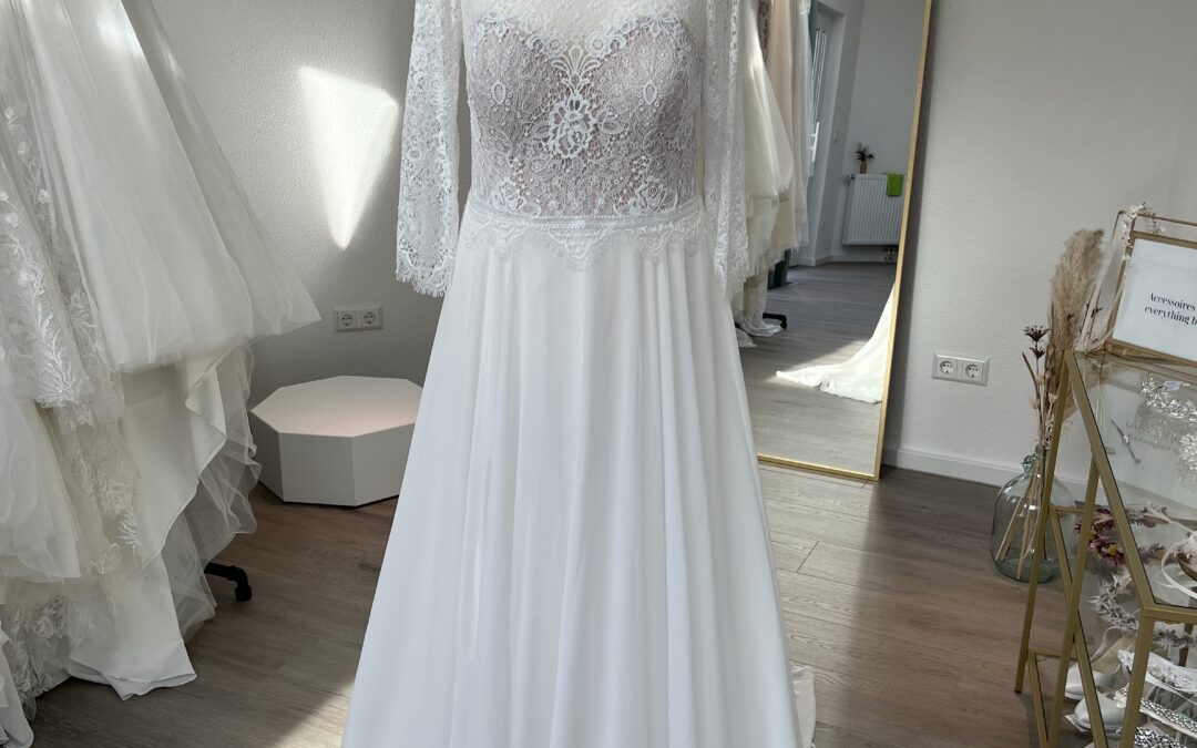 Brautkleid Langarm Standesamt A44 – Gr. 44