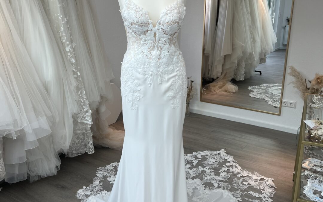 Brautkleid Fit & Flare F11 – Gr. 38