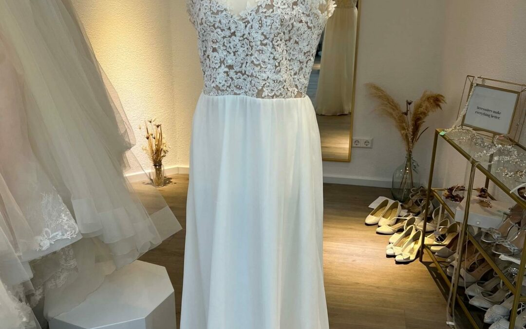 Brautkleid A-Linie A72 – Gr. 40