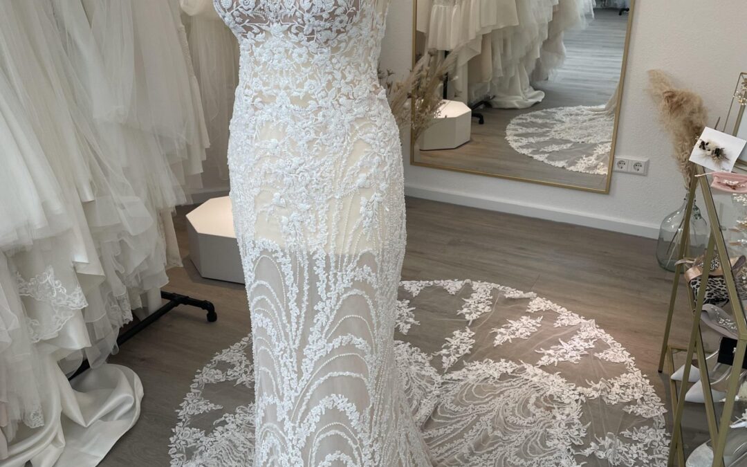 Brautkleid Fit & Flare F03 – Gr. 36