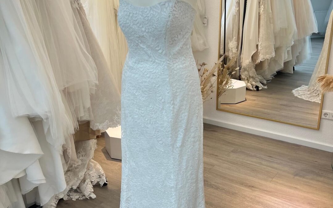 Brautkleid Fit & Flare F06 – Gr. 38