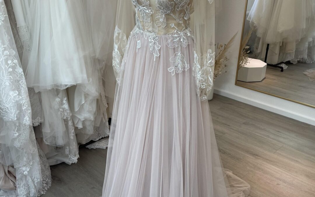 Brautkleid A Linie Langarm K105 – Gr. 36