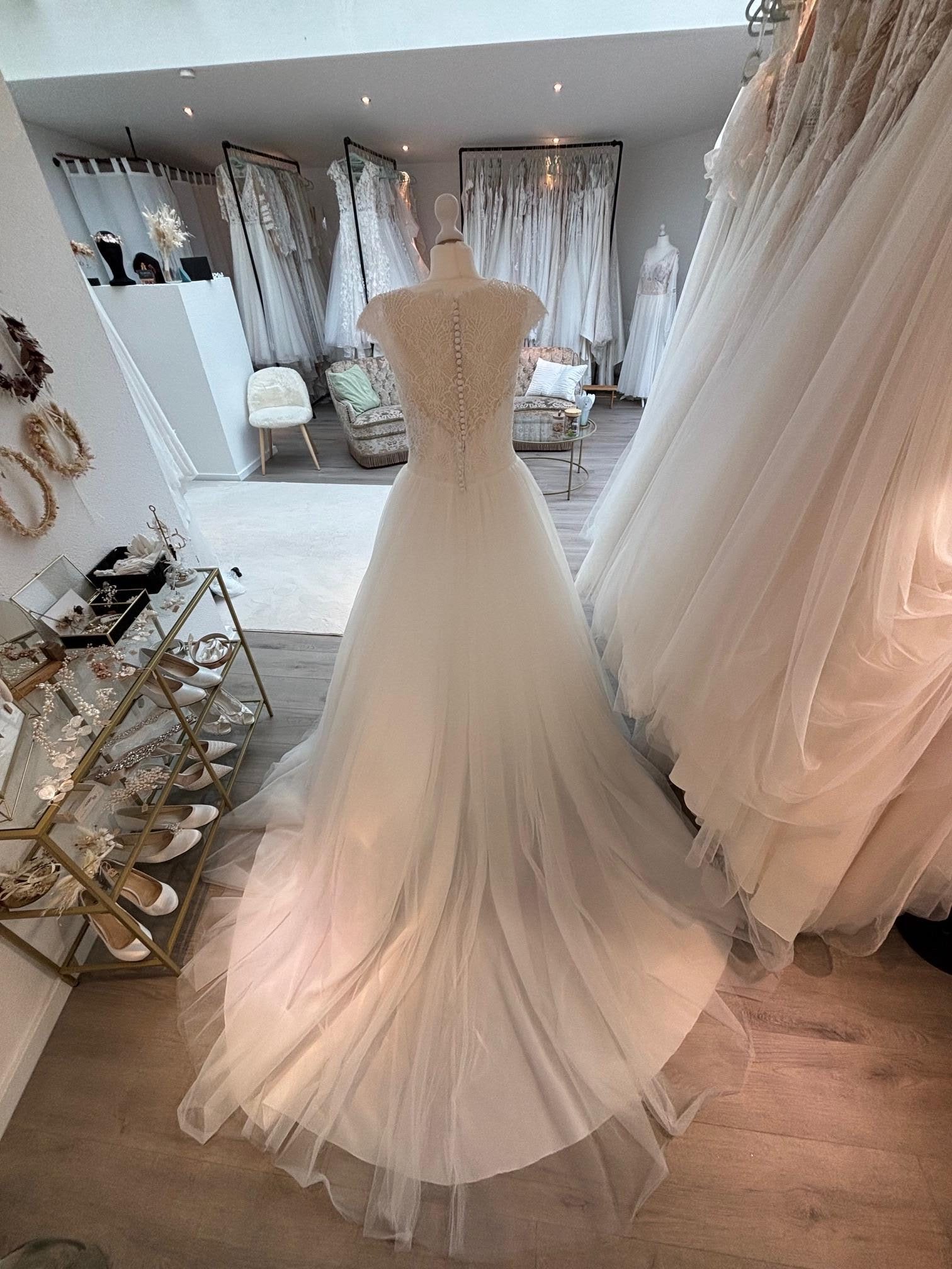 Brautkleid Prinzessin – Größe 42 – A311 – Bild 5