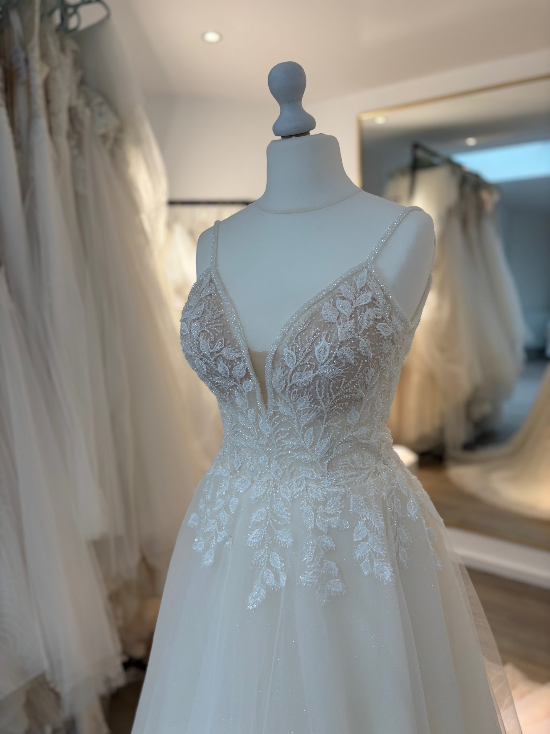 Brautkleid A-Linie – Größe 38 – A312 – Bild 3