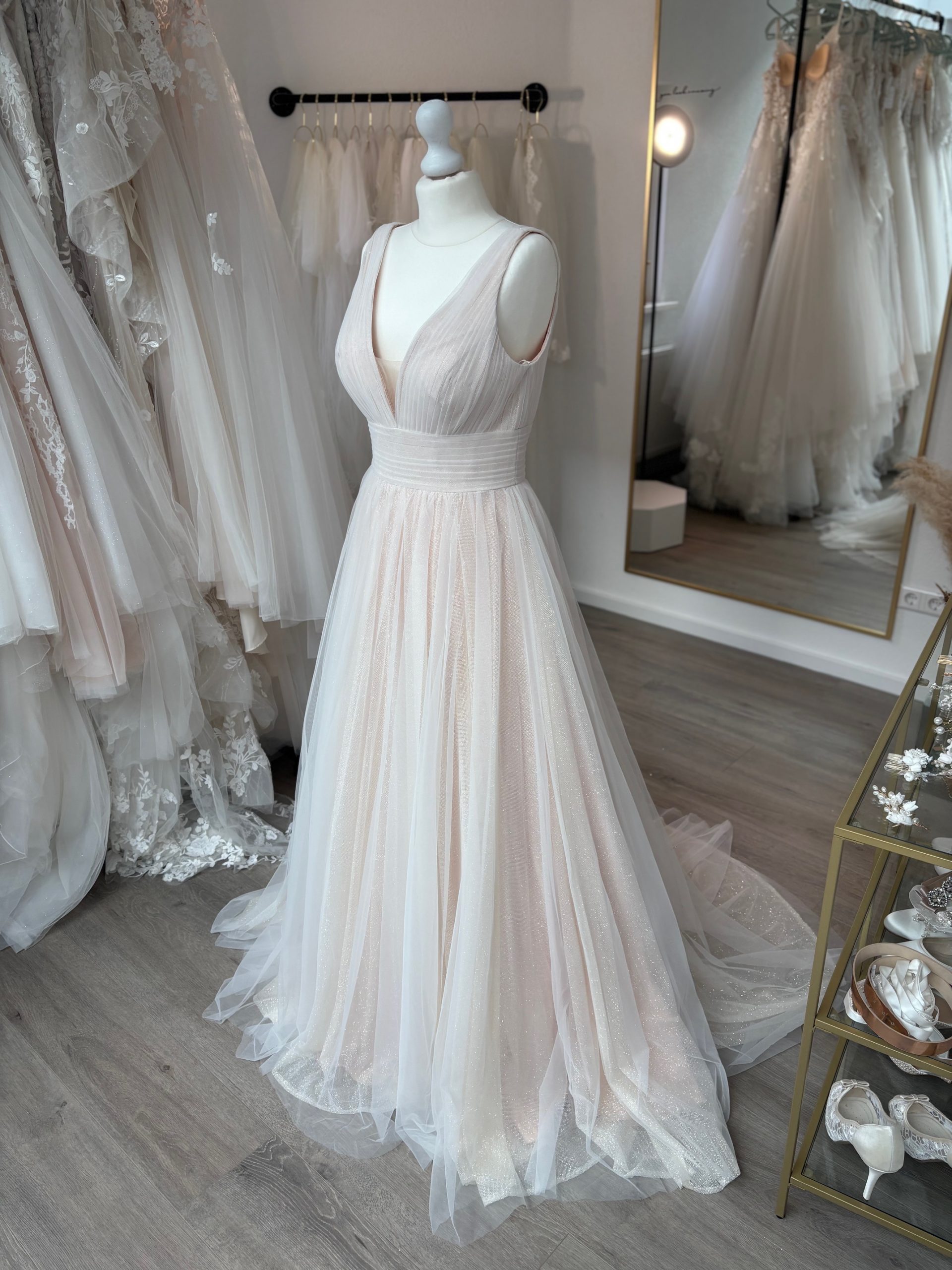 Brautkleid A-Linie – Größe 38 – A318